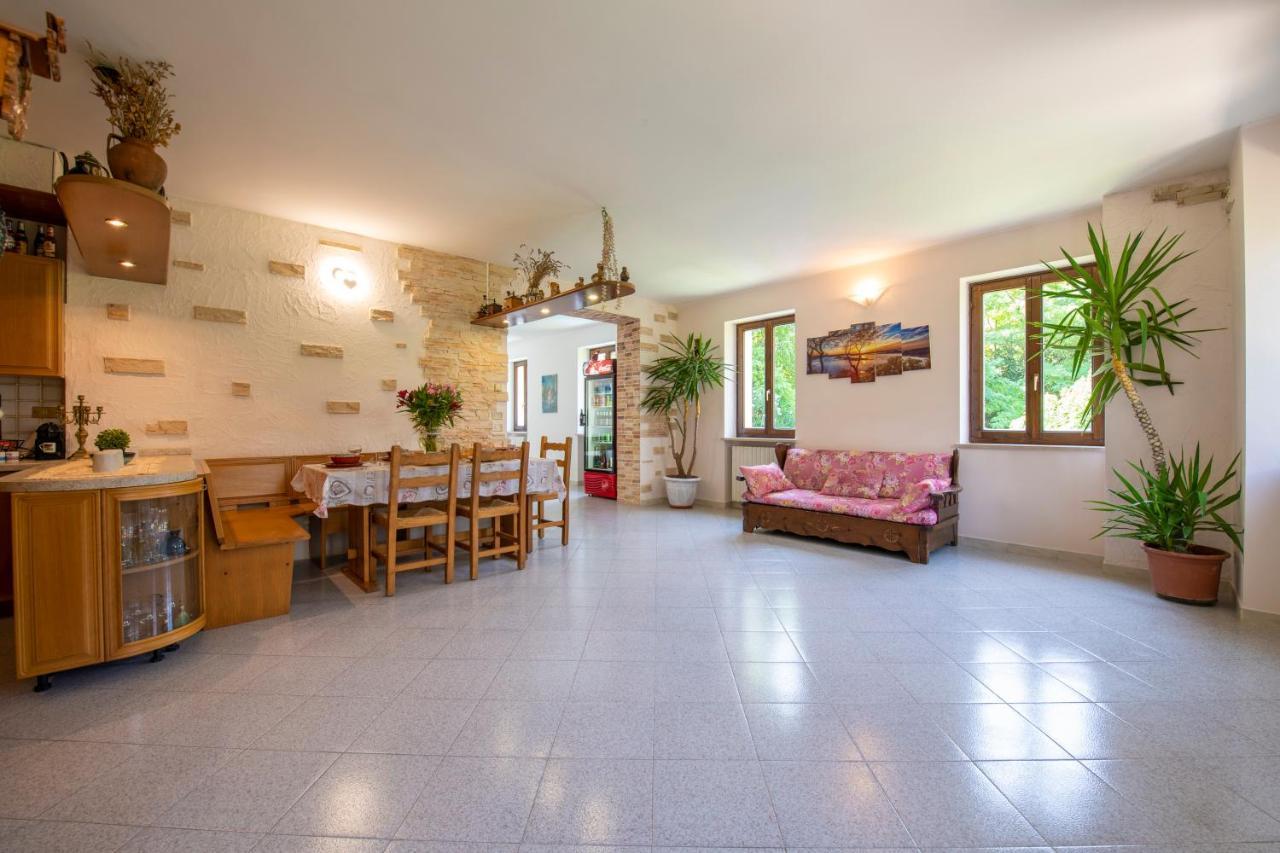 Le3Sirene Appartement Brentino Belluno Buitenkant foto